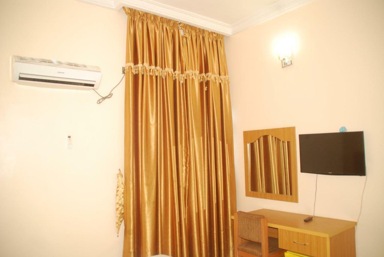 Peace Haven Hotel Abuja Exterior photo