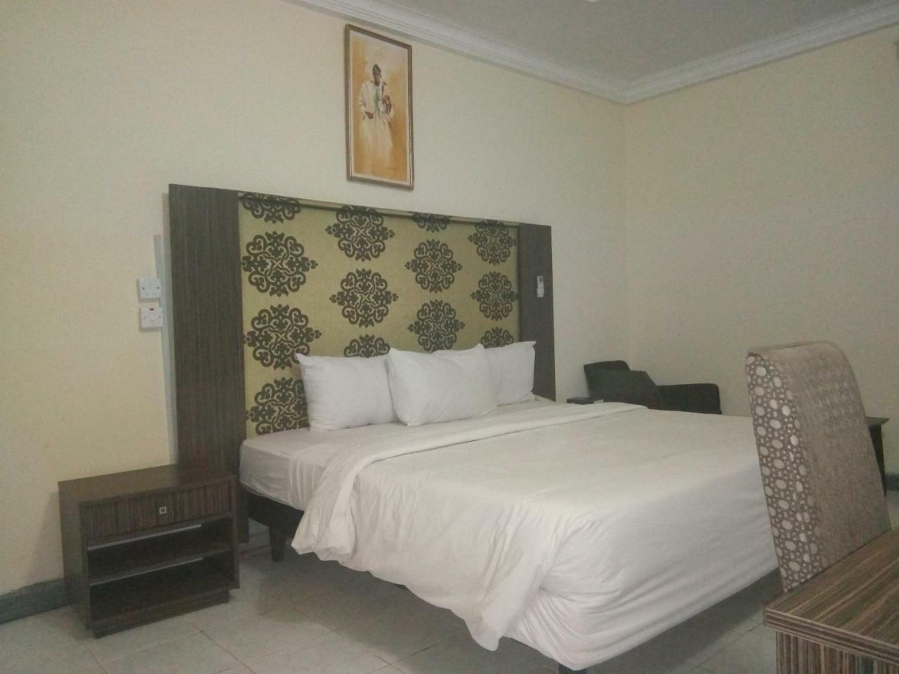Peace Haven Hotel Abuja Exterior photo