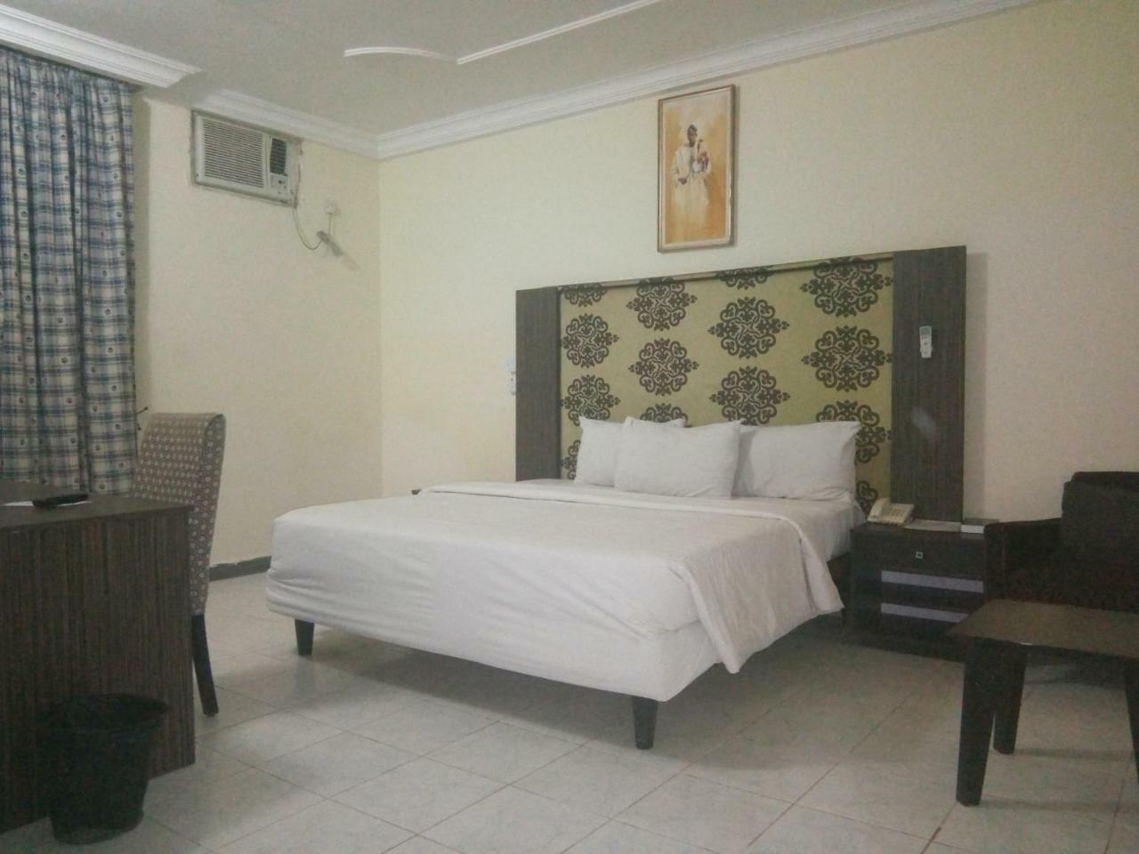 Peace Haven Hotel Abuja Exterior photo
