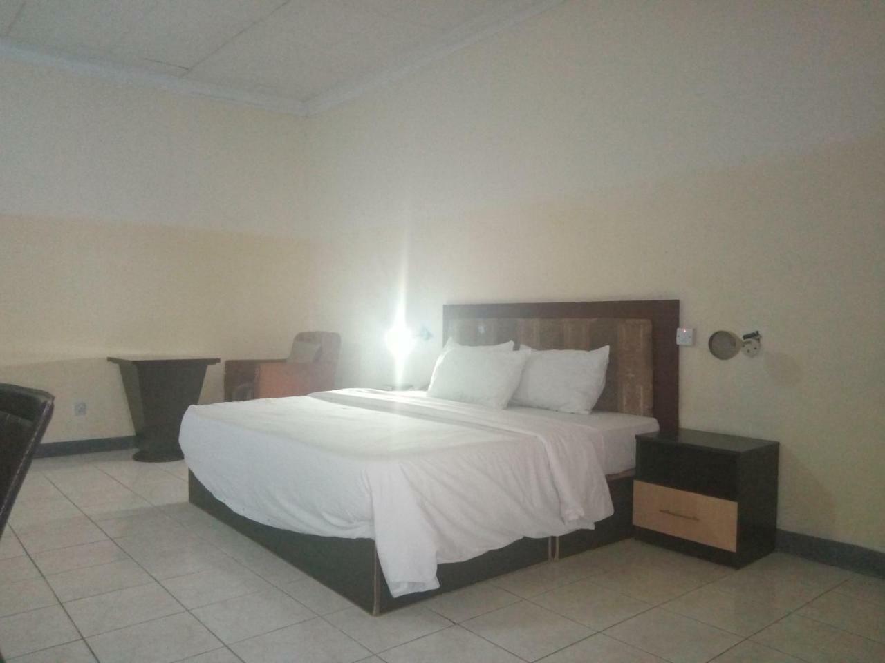 Peace Haven Hotel Abuja Exterior photo